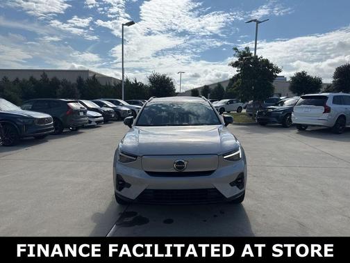 Silver Dawn Metallic 2023 Volvo XC40 Recharge Pure Electric Ultimate