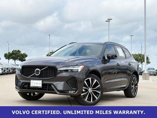 Platinum Grey Metallic 2025 Volvo XC60 B5 Plus