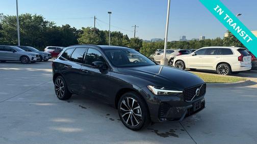 Platinum Grey Metallic 2025 Volvo XC60 B5 Plus