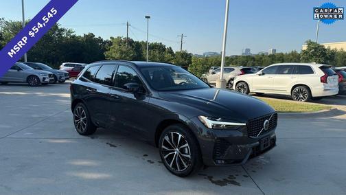 Platinum Grey Metallic 2025 Volvo XC60 B5 Plus