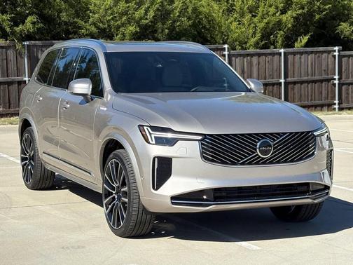 2026 Volvo XC90 B6 Ultra 7-Seater