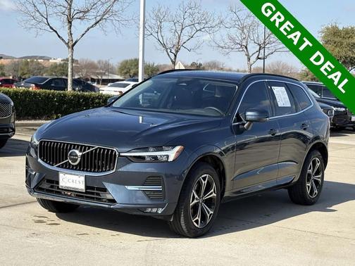 2022 Volvo XC60 B5 Momentum