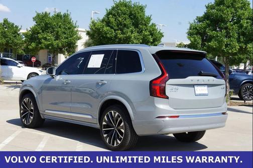 2025 Volvo XC90 B6 Plus 7-Seater