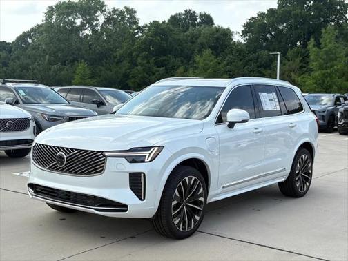 2025 Volvo XC90 Plug-In Hybrid T8 (2025.5) Plus 7-Seater