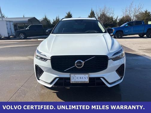 2025 Volvo XC60 B5 Plus