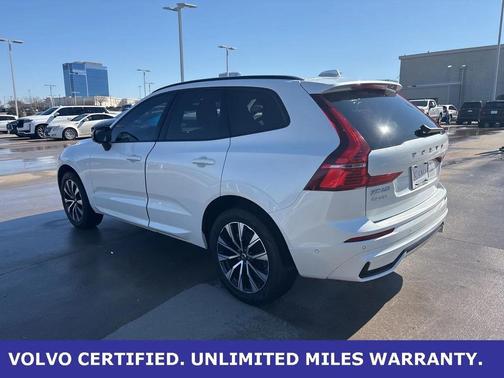 2025 Volvo XC60 B5 Plus