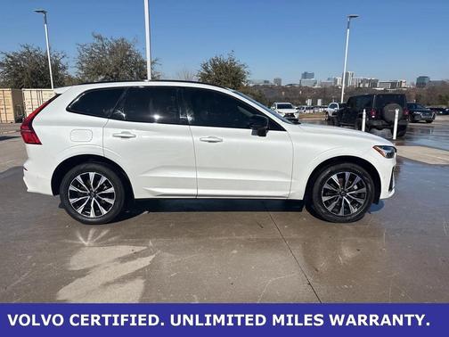 2025 Volvo XC60 B5 Plus