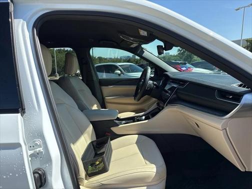 2023 Jeep Grand Cherokee Limited X
