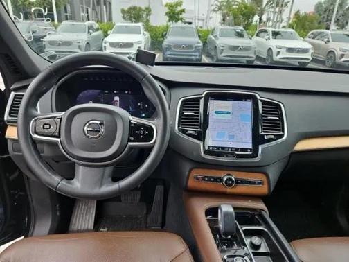 2023 Volvo XC90 B6 Plus 7-Seater
