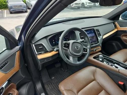 2023 Volvo XC90 B6 Plus 7-Seater
