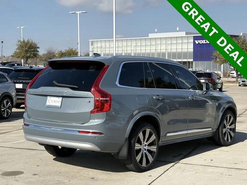 2022 Volvo XC90 T6 Inscription