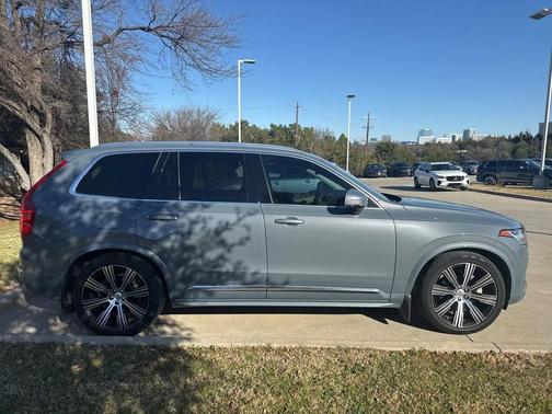 2022 Volvo XC90 T6 Inscription