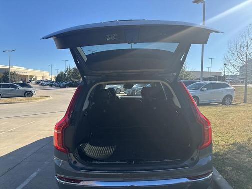 2022 Volvo XC90 T6 Inscription