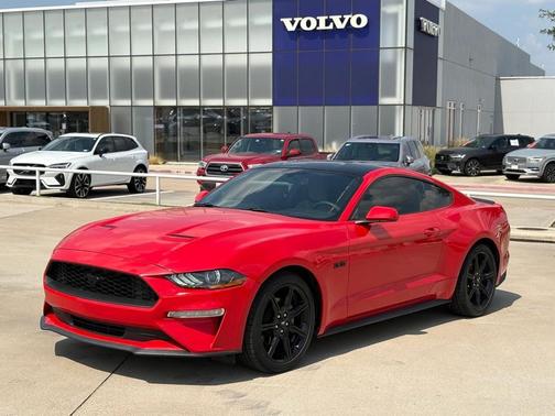 2019 Ford Mustang EcoBoost