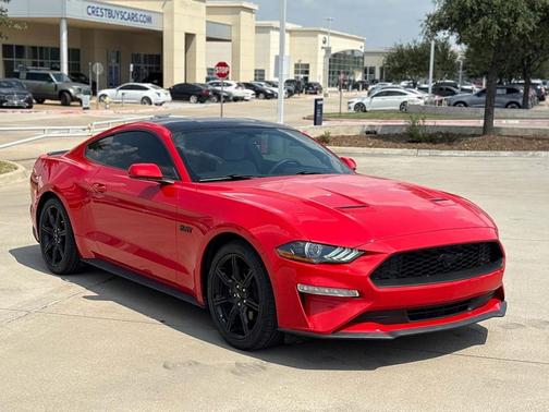 2019 Ford Mustang EcoBoost