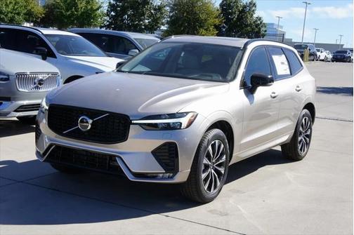 2025 Volvo XC60 B5 Core