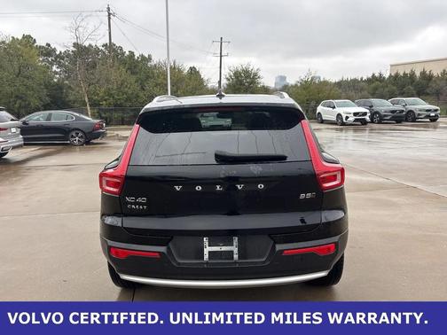 2024 Volvo XC40 Ultimate