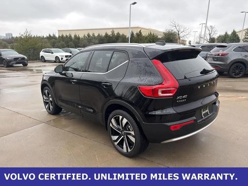 2024 Volvo XC40 Ultimate