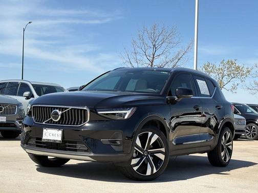 2024 Volvo XC40 Ultimate