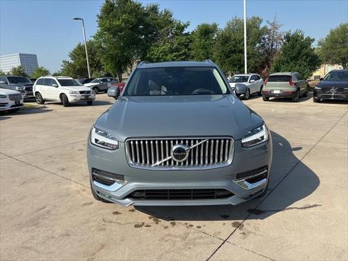 2022 Volvo XC90 T6 Inscription