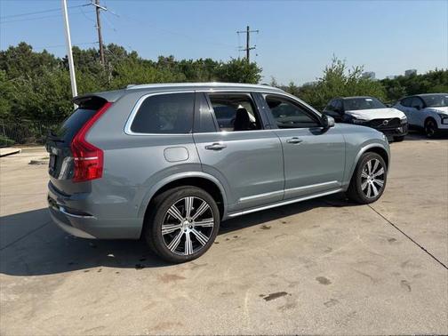 2022 Volvo XC90 T6 Inscription