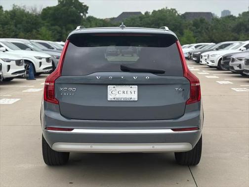 2022 Volvo XC90 T6 Inscription