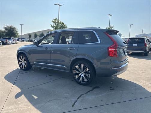 2022 Volvo XC90 T6 Inscription