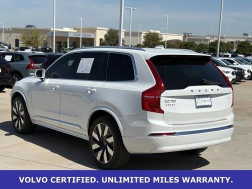 2023 Volvo XC90 Recharge Plug-In Hybrid T8 Plus Bright Theme 7 Passenger