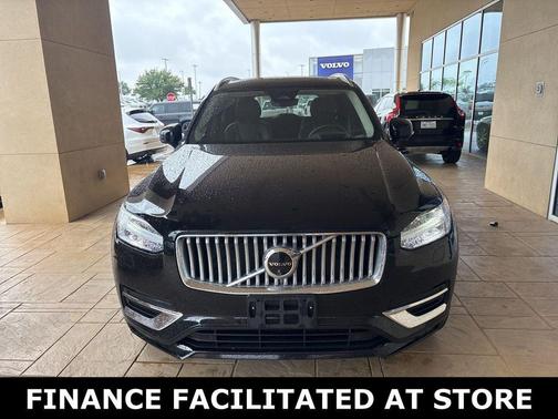 Onyx Black Metallic 2024 Volvo XC90 Ultimate