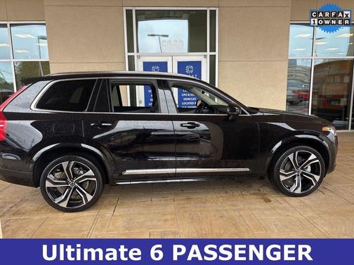 Onyx Black Metallic 2024 Volvo XC90 Ultimate