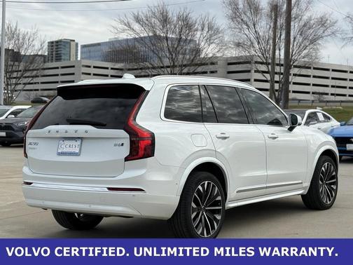 2025 Volvo XC90 B6 Plus 7-Seater