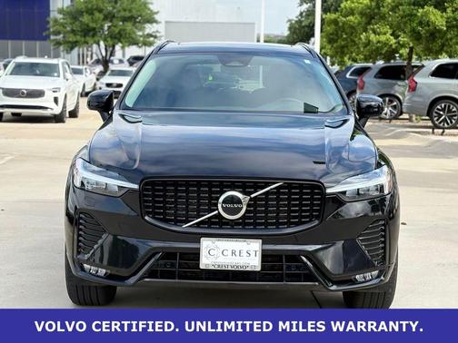 Onyx Black Metallic 2025 Volvo XC60 B5 AWD