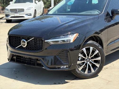 2025 Volvo XC60 B5 Core