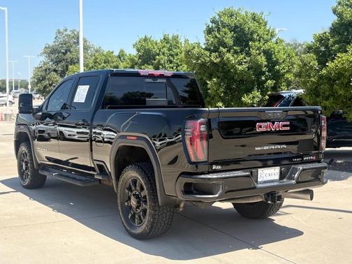 2024 GMC Sierra 2500 AT4