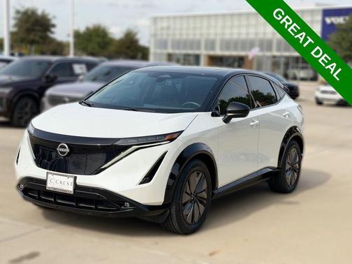 Everest White Pearl Tricoat Black Diamond Pearl 2024 Nissan ARIYA Evolve+ e-4orce
