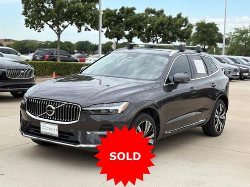 Platinum Gray Metallic 2023 Volvo XC60 B5 Plus Bright Theme