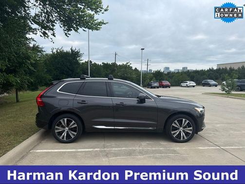 Platinum Gray Metallic 2023 Volvo XC60 B5 Plus Bright Theme