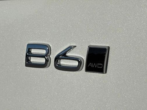 2026 Volvo XC90 B6 Ultra 7-Seater