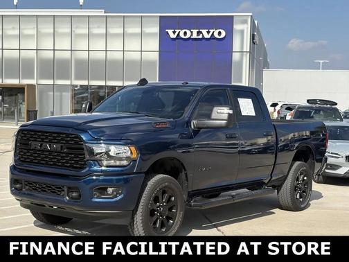 2024 RAM 2500 Big Horn Night Edition Level 2 Equipment Group