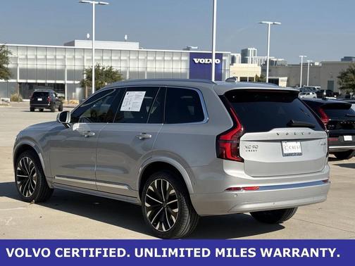 2025 Volvo XC90 B6 Plus 7-Seater