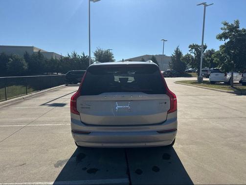 Silver 2023 Volvo XC90 B5 AWD
