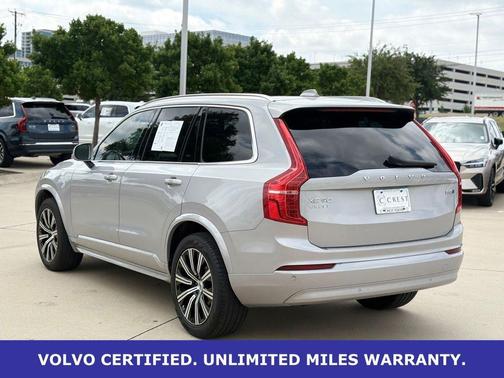 Silver Dawn Metallic 2023 Volvo XC90 B5 AWD