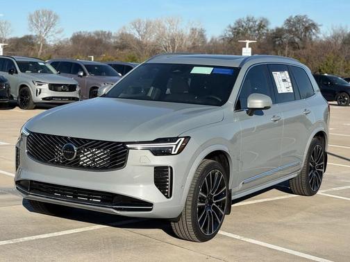 2026 Volvo XC90 B5 Ultra 6-Seater