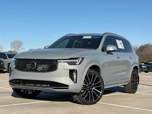 2026 Volvo XC90 B5 Ultra 6-Seater