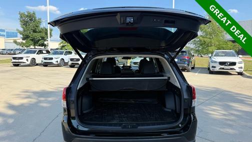 Crystal Black Silica 2023 Subaru Forester Limited