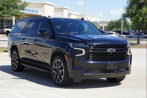 2023 Chevrolet Suburban RST