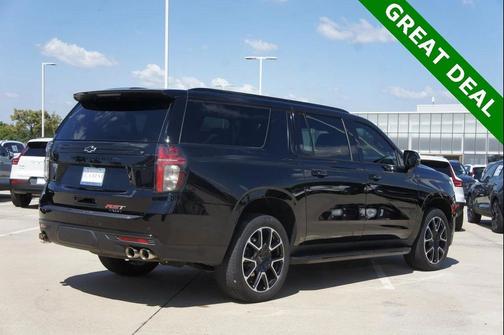 2023 Chevrolet Suburban RST