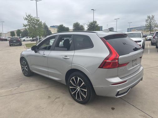 Silver 2024 Volvo XC60 B5 Plus Dark Theme