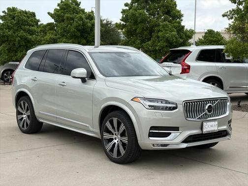 2022 Volvo XC90 T6 Inscription