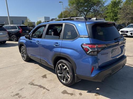 Blue Pearl 2025 Subaru Forester Hybrid Premium